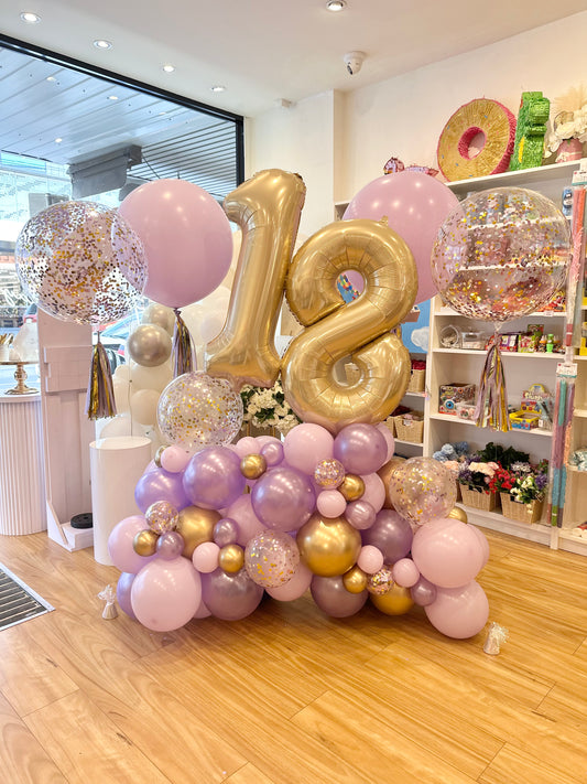 Number Garland Balloon Stand