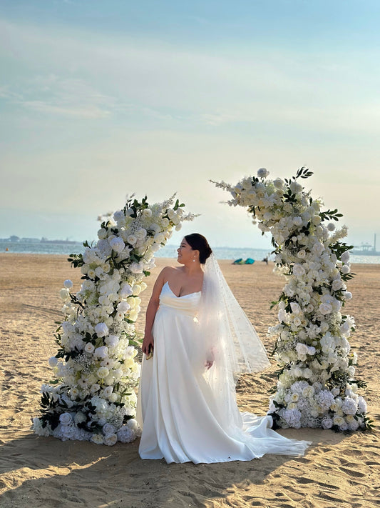 White Flower Stand (For hire)