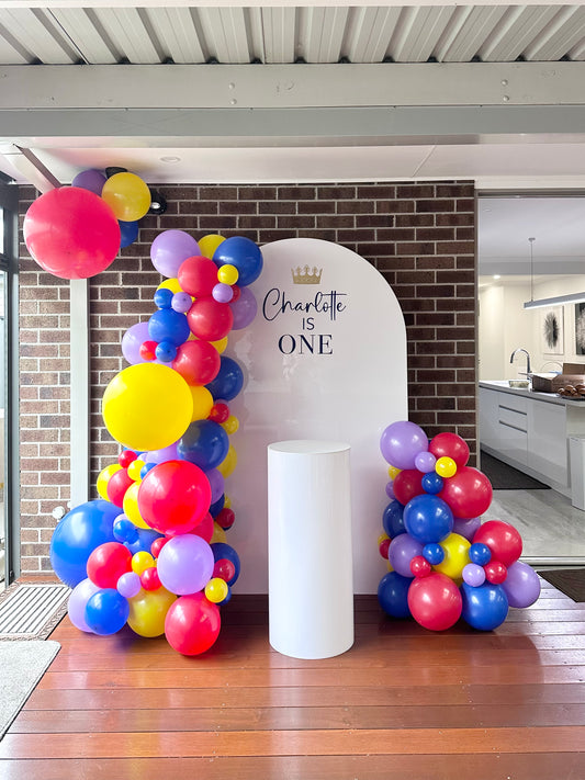 Wiggle Theme Balloon Garland