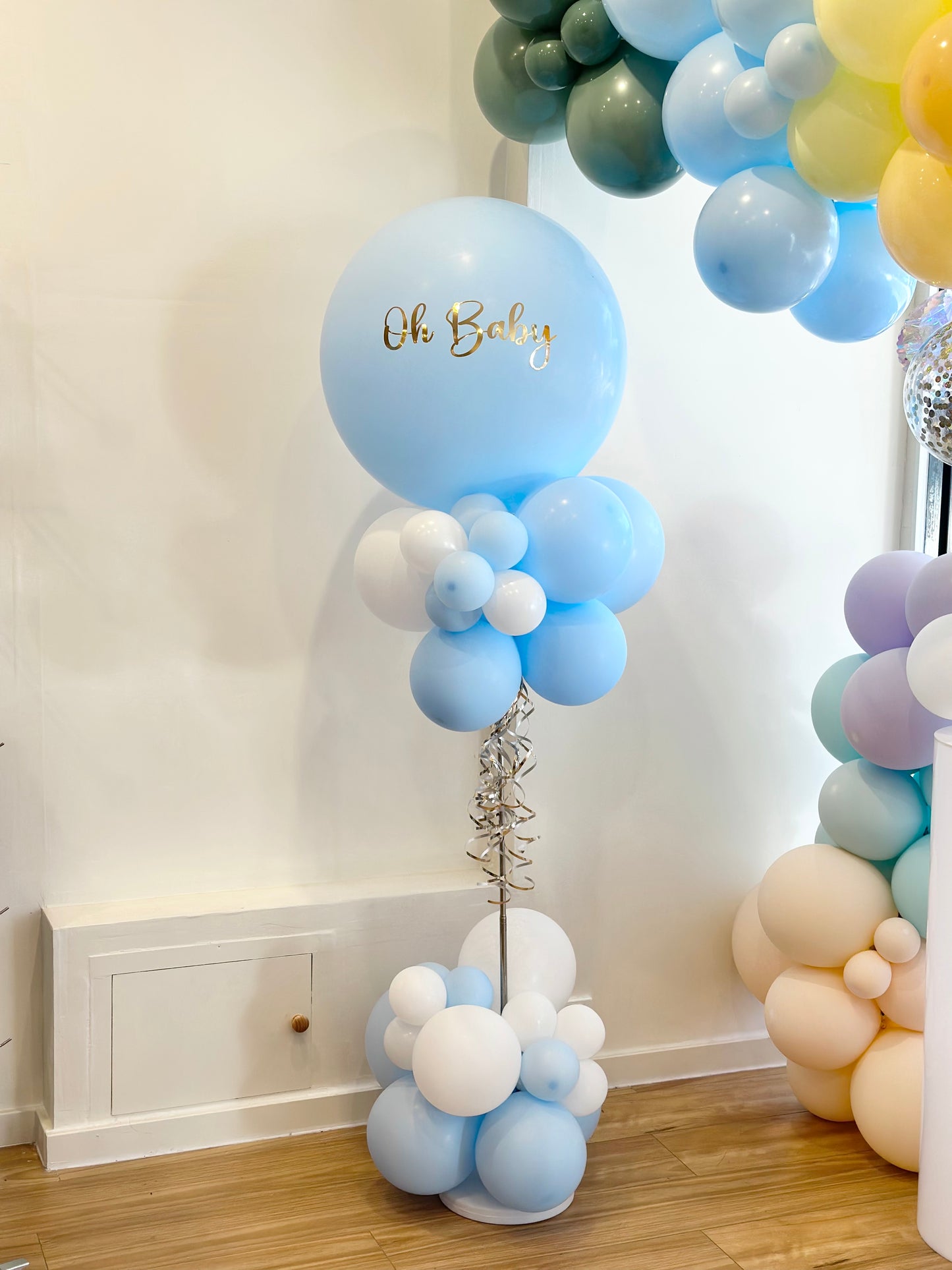 Jumbo Balloon Stand