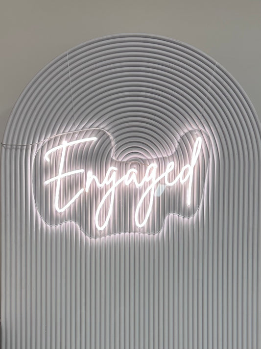 Engaged neon light (For hire)