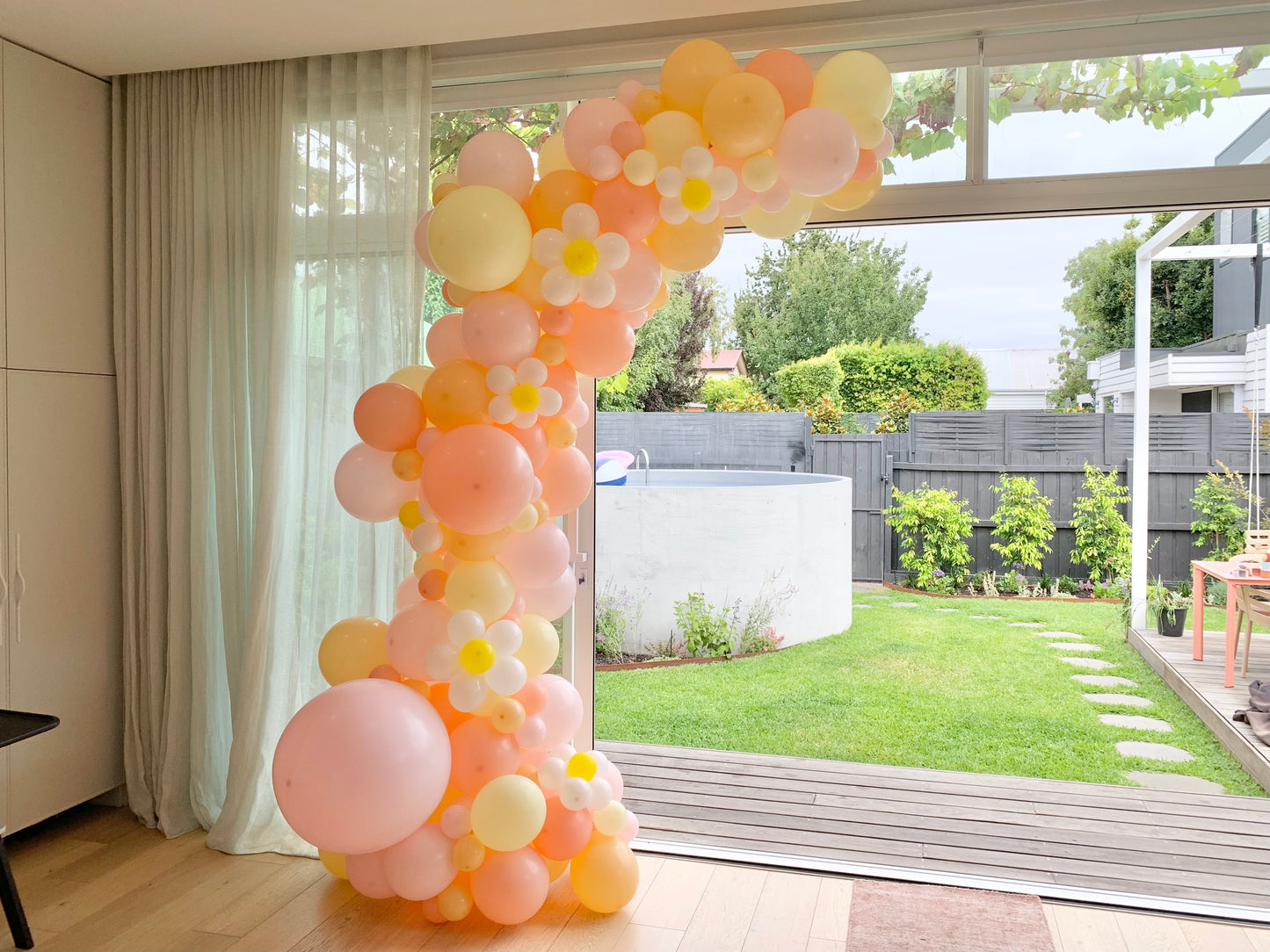 Basic Colours Balloon Garland